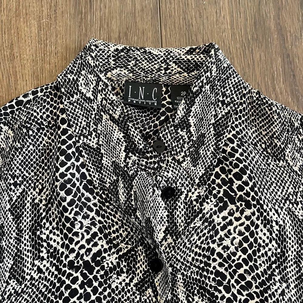 Vintage Python Print Button Up White And Black Si… - image 5
